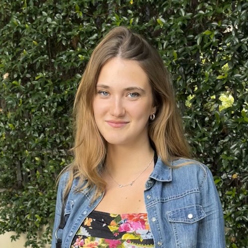 Portrait photo of Martina Herman